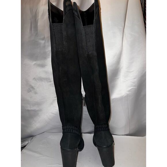 VINCE CAMUTO MADOLEE OVER THE KNEE BOOT BLACK SUEDE LEATHER SIZE 5 M - Picture 4 of 7